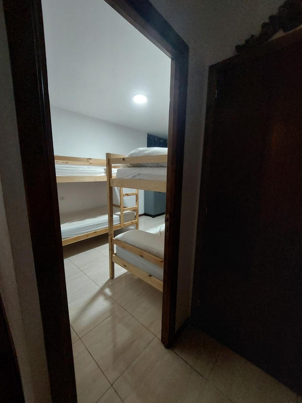 Albergue La Costana Oviedo Eksteriør billede